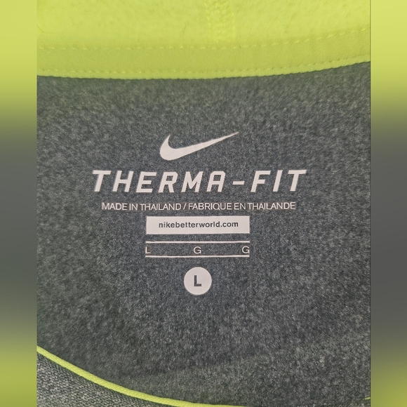 Nike Women's Hoodie - Picture 4 of 4